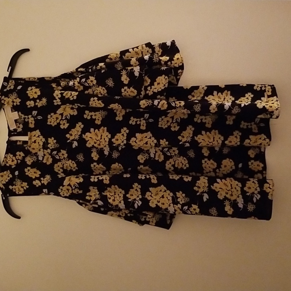 Michael Kors cold shoulder flowered blouse